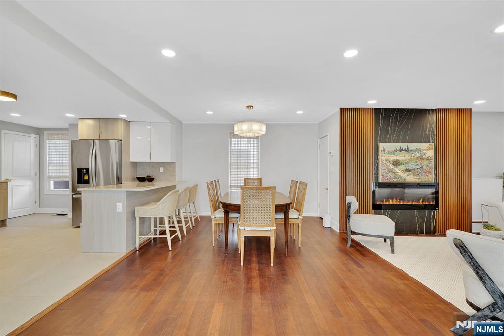 25 Riverview Avenue