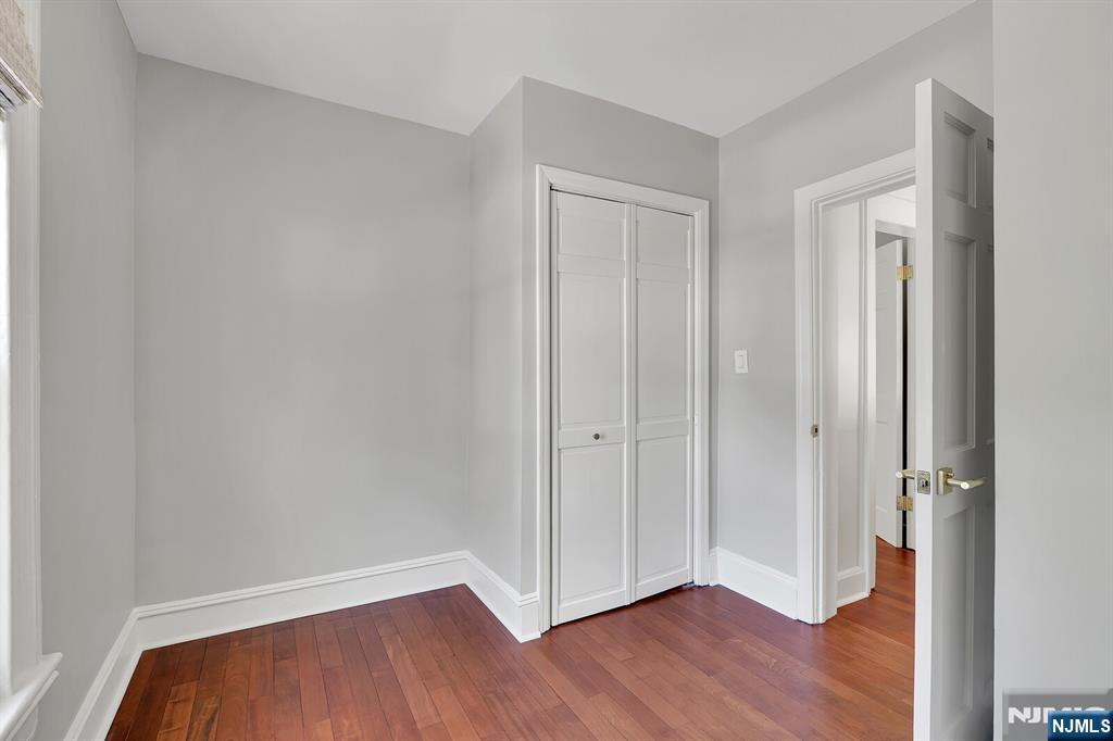 25 Riverview Avenue