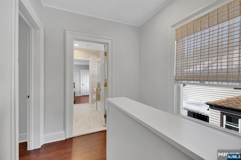 25 Riverview Avenue