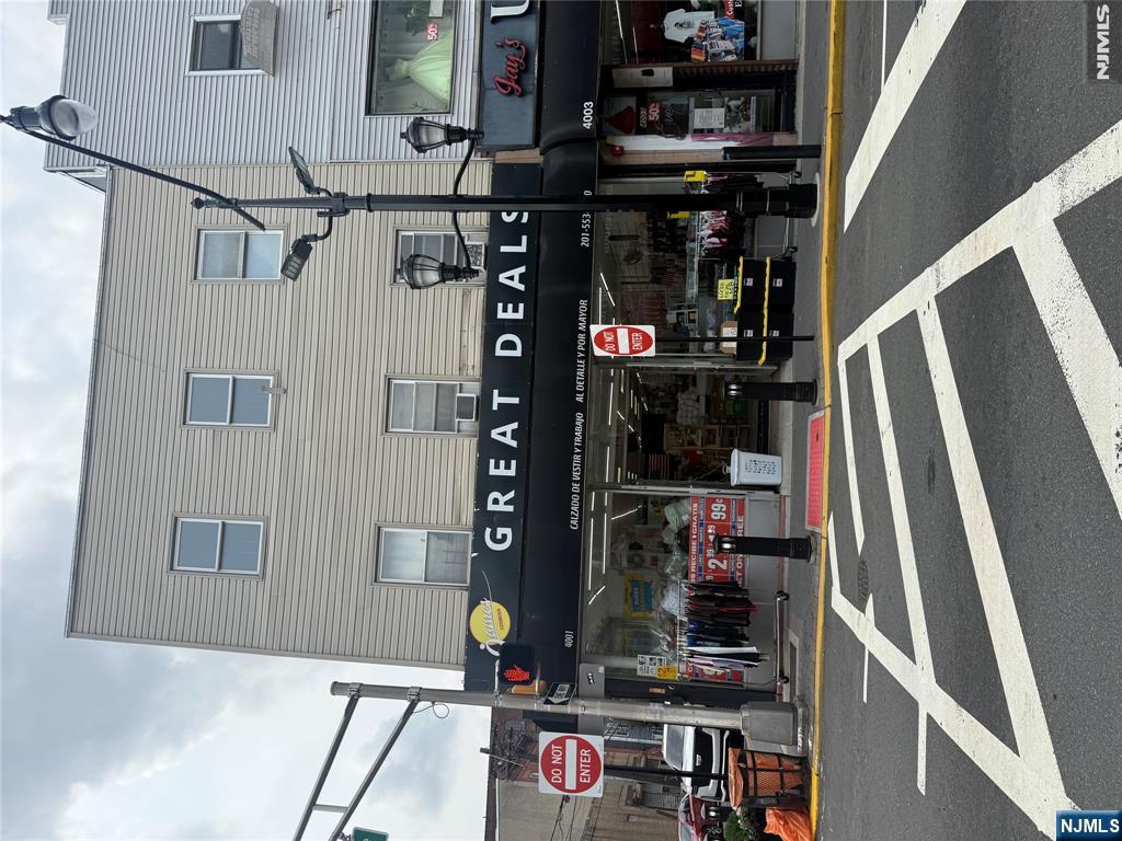 4001 Bergenline Avenue 3