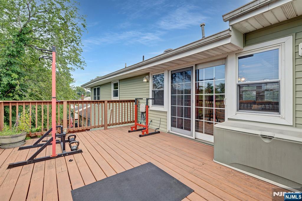 376 Riverside Avenue