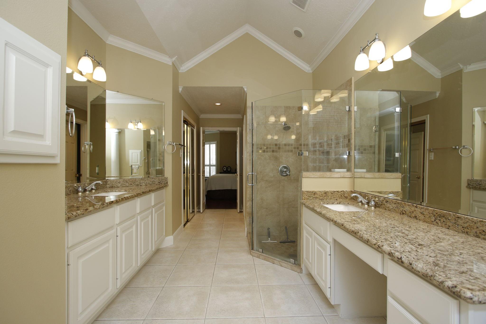 1231 Heath Hollow Drive