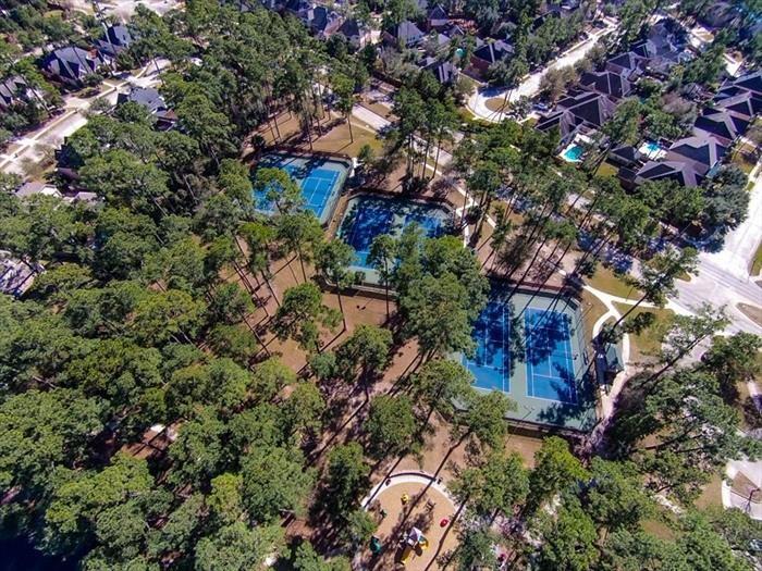 1231 Heath Hollow Drive