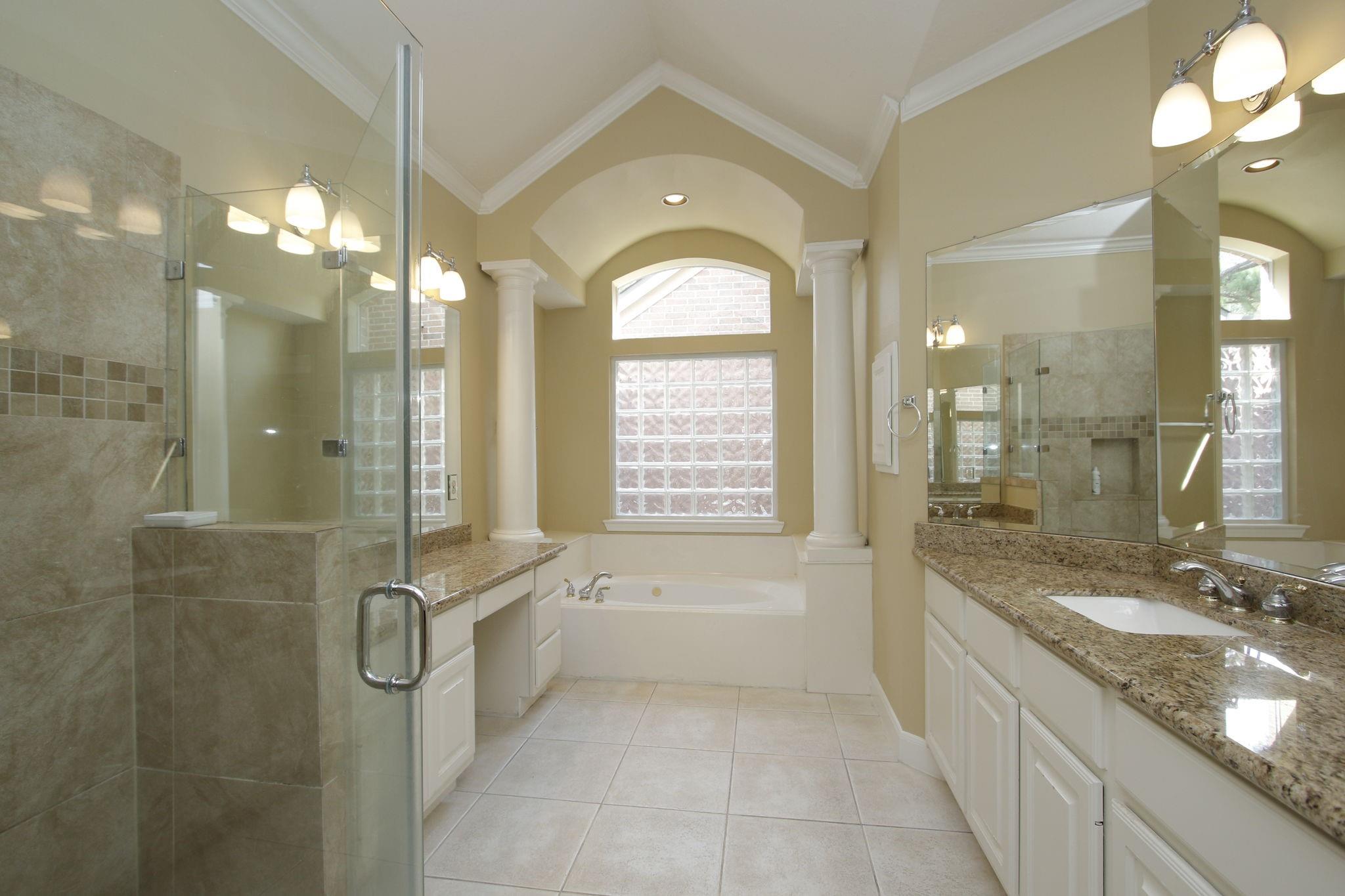 1231 Heath Hollow Drive