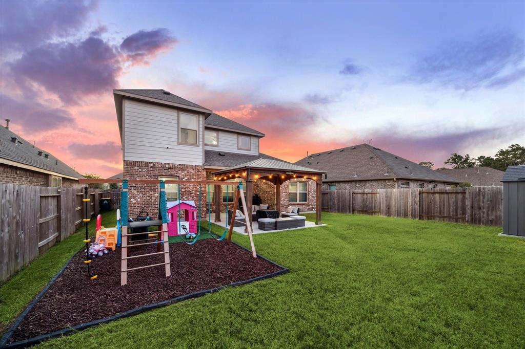 18827 Palmetto Hills Drive