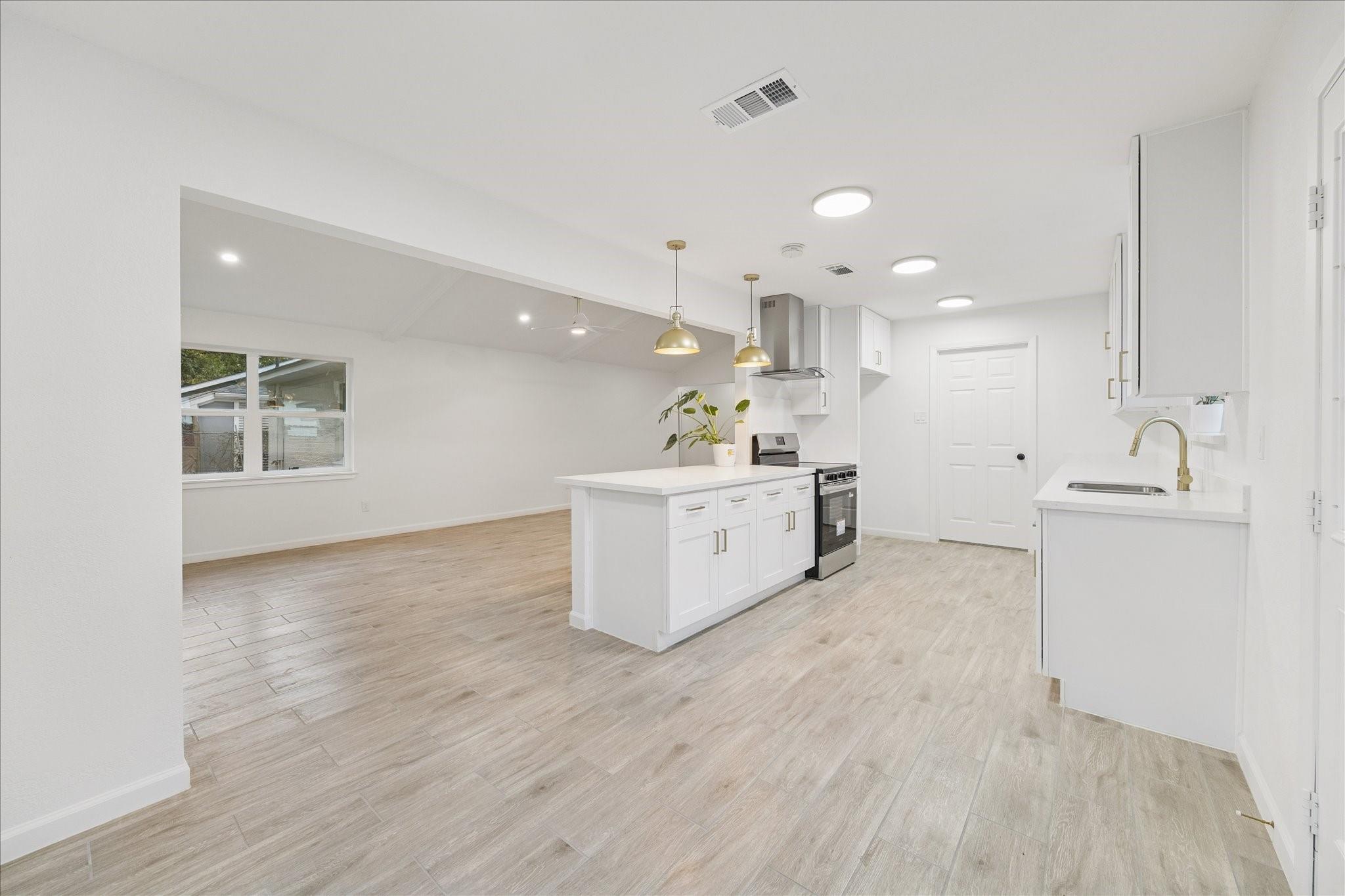 5411 Logston Lane, Spring