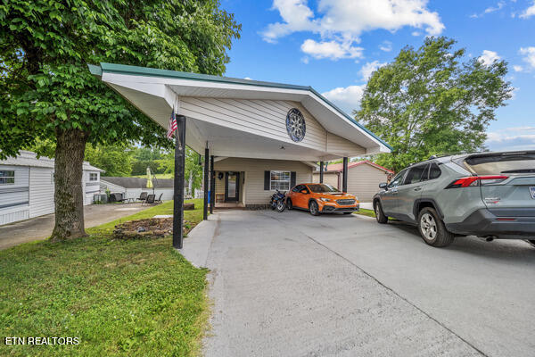 592 Flamingo Circle