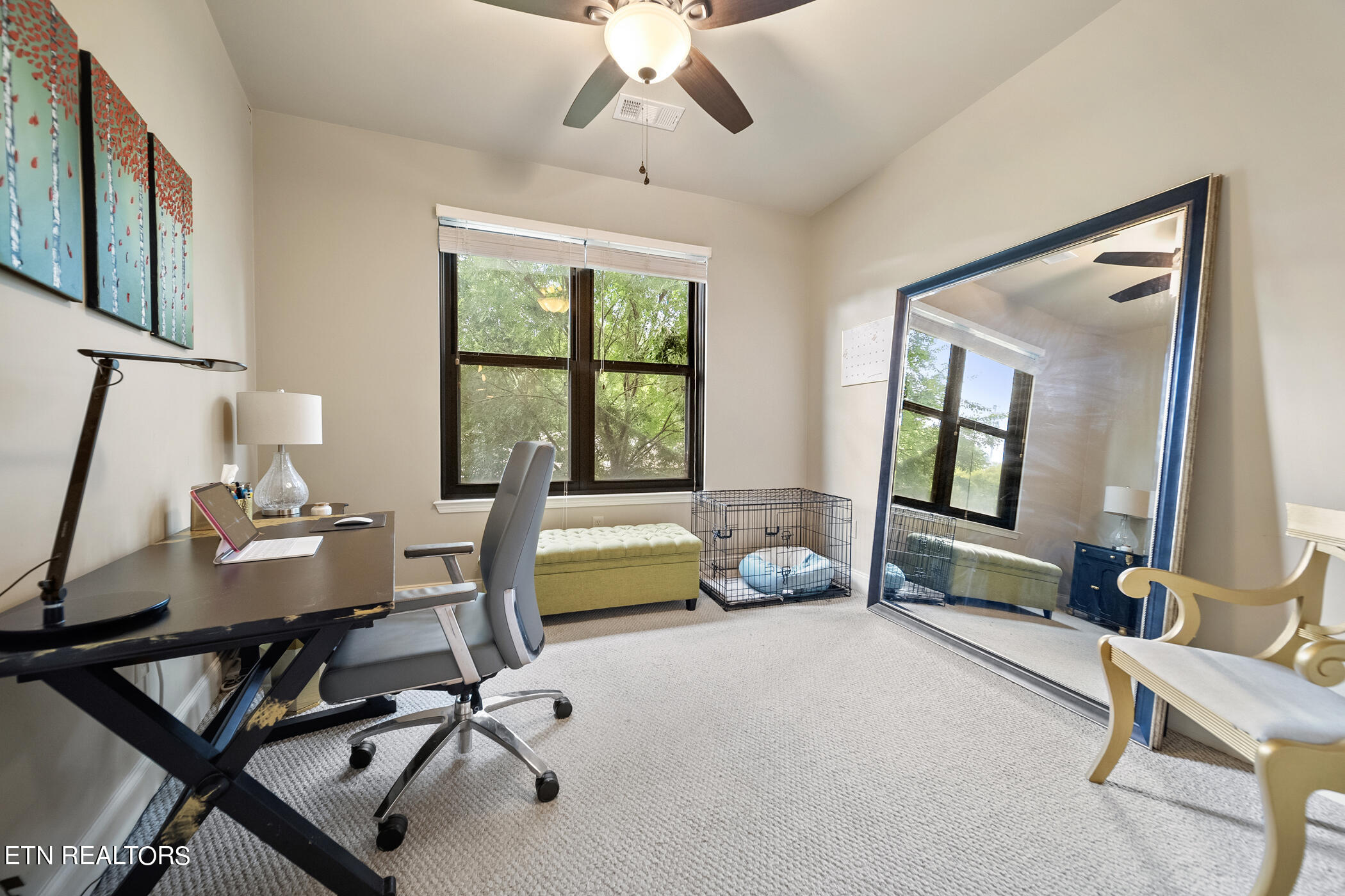 445 W Blount Ave, 301