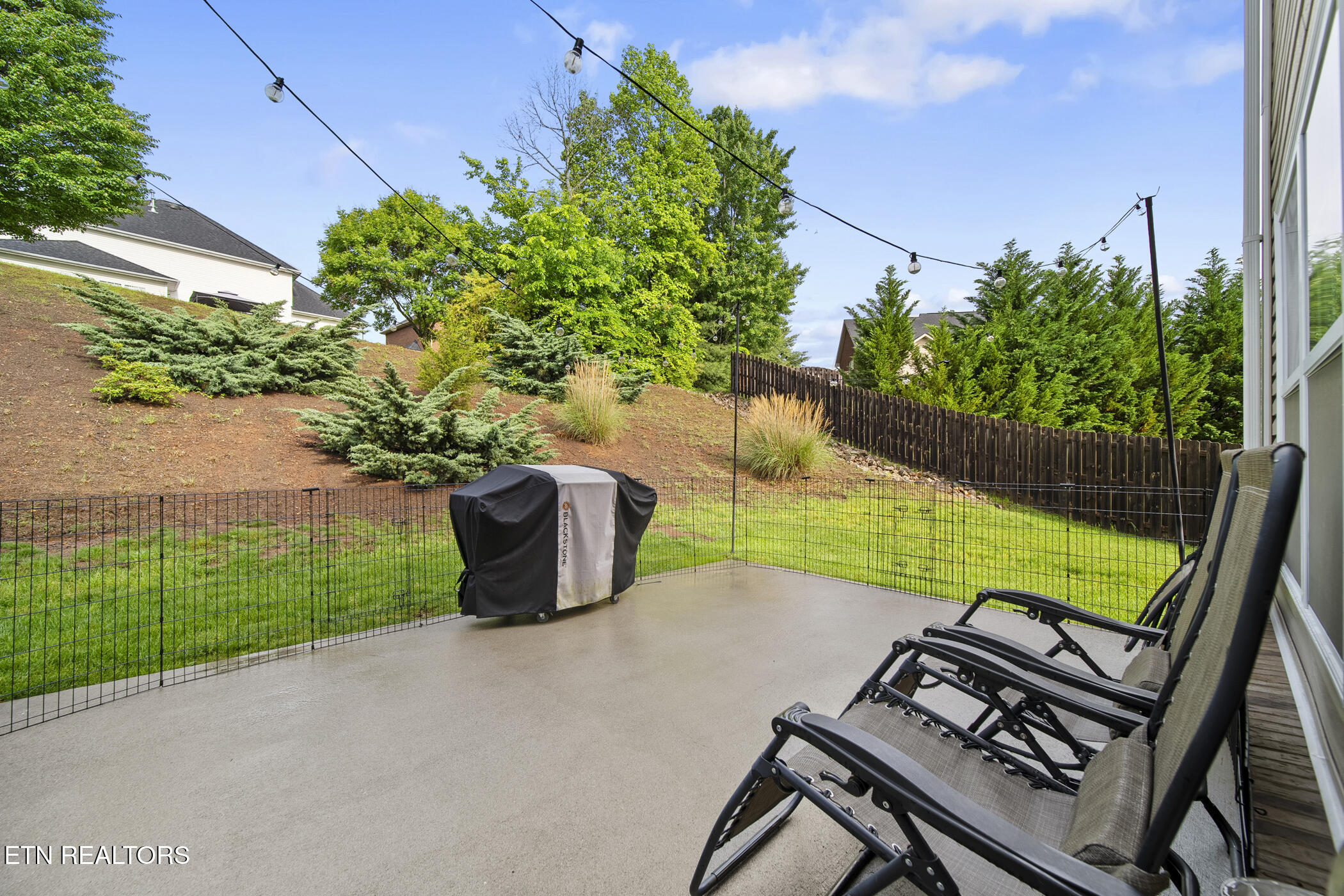 2905 Cambridge Shores Lane
