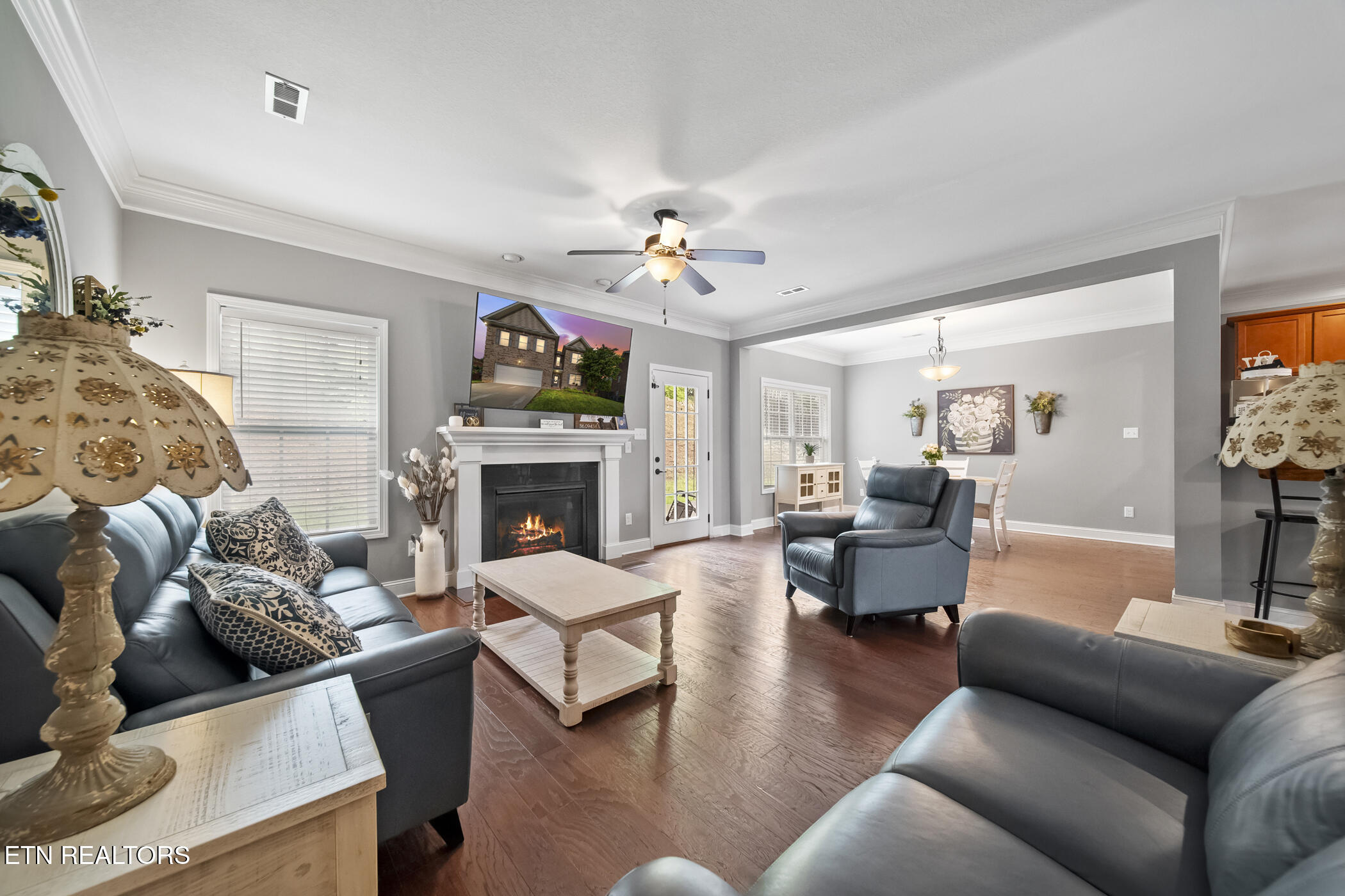 2905 Cambridge Shores Lane