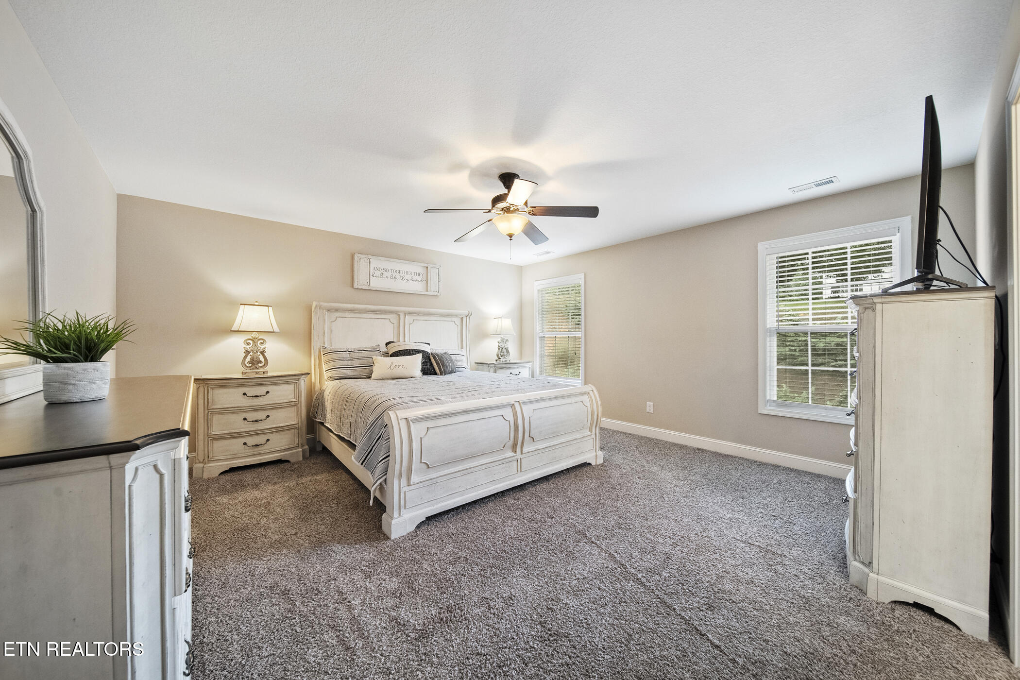 2905 Cambridge Shores Lane