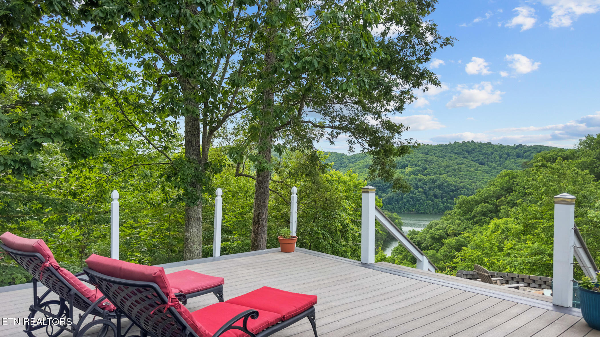 157 Wildcat Hollow Rd