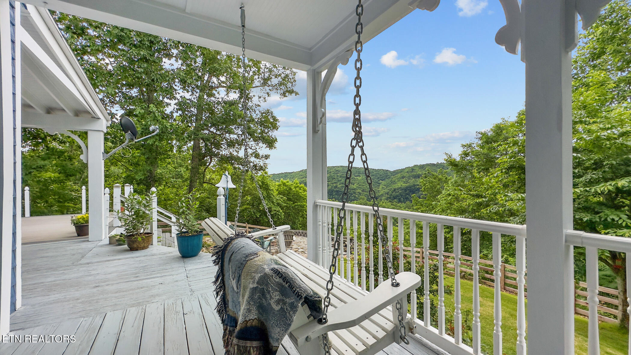 157 Wildcat Hollow Rd
