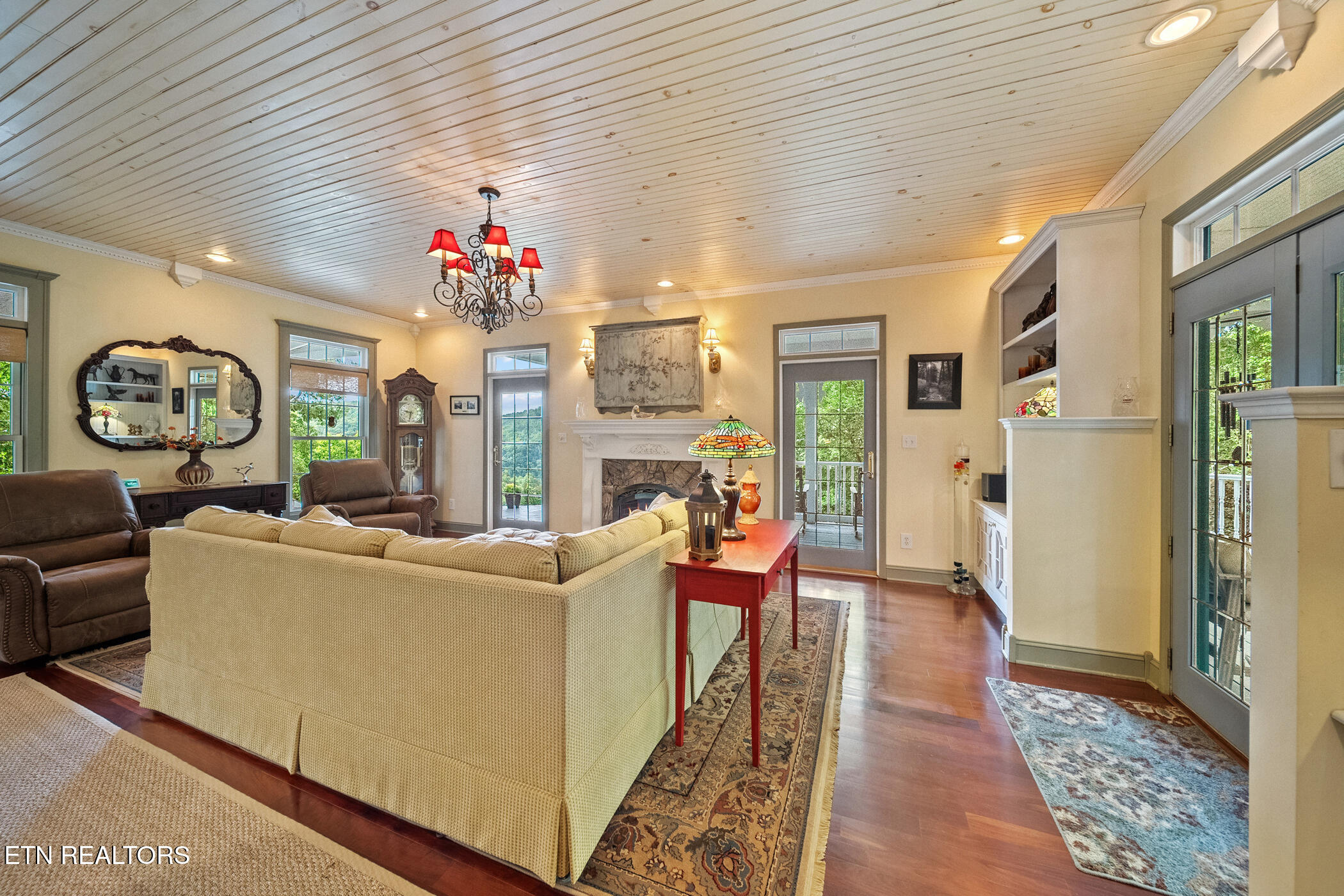 157 Wildcat Hollow Rd