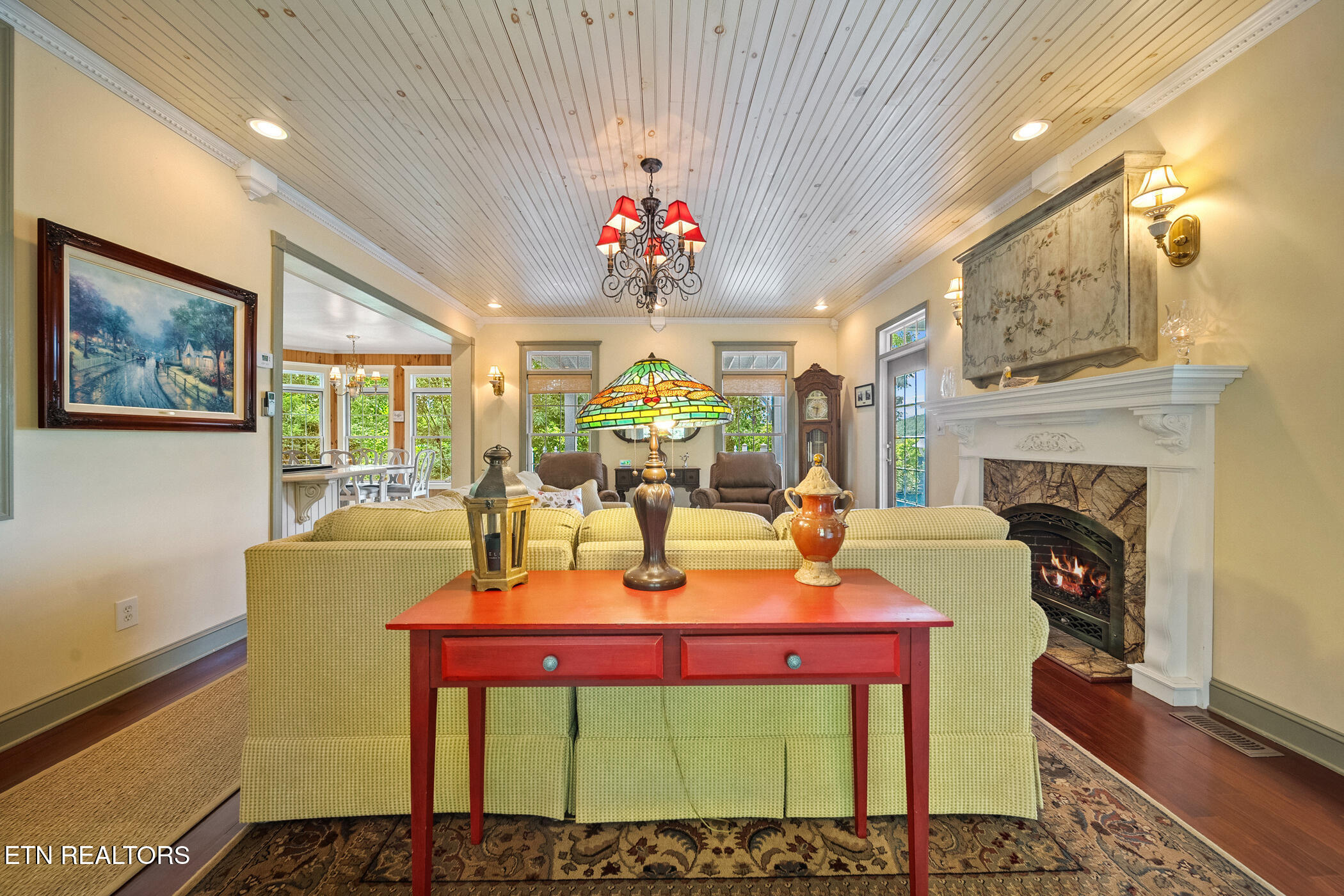 157 Wildcat Hollow Rd