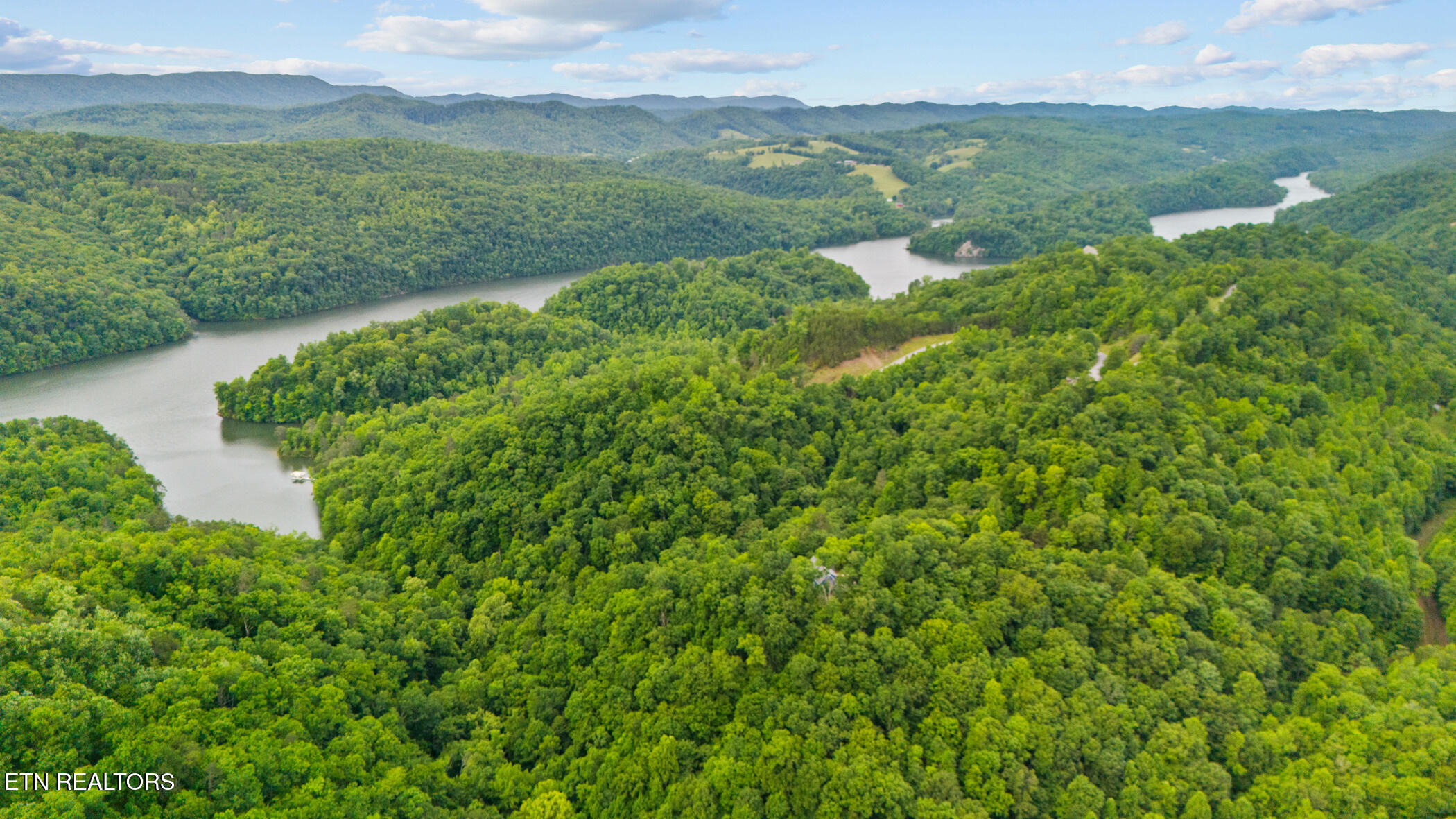 157 Wildcat Hollow Rd