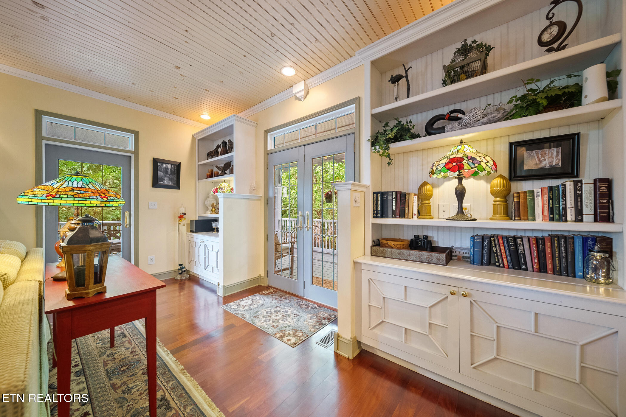 157 Wildcat Hollow Rd