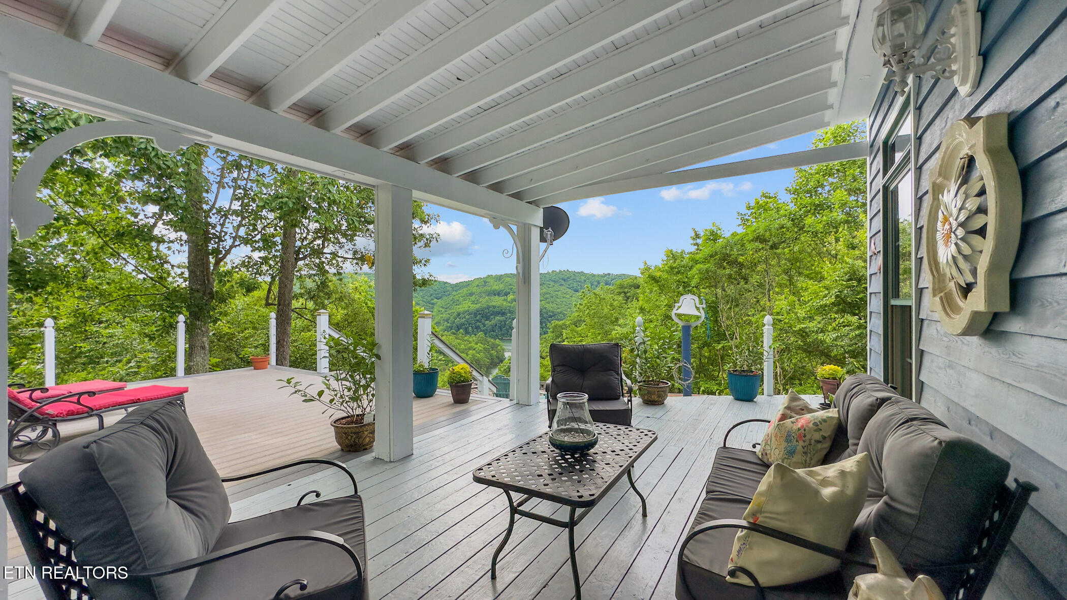 157 Wildcat Hollow Rd