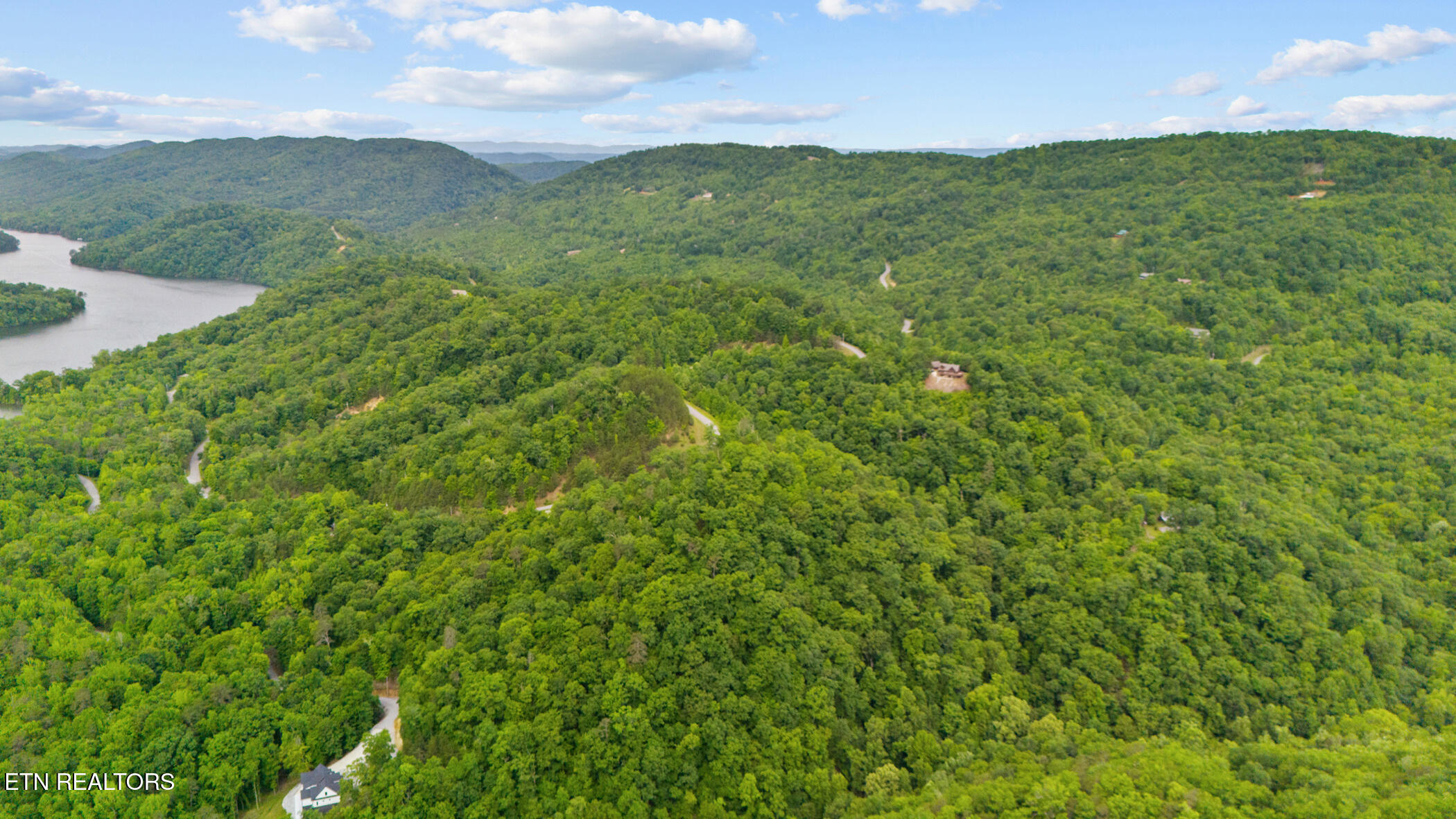 157 Wildcat Hollow Rd