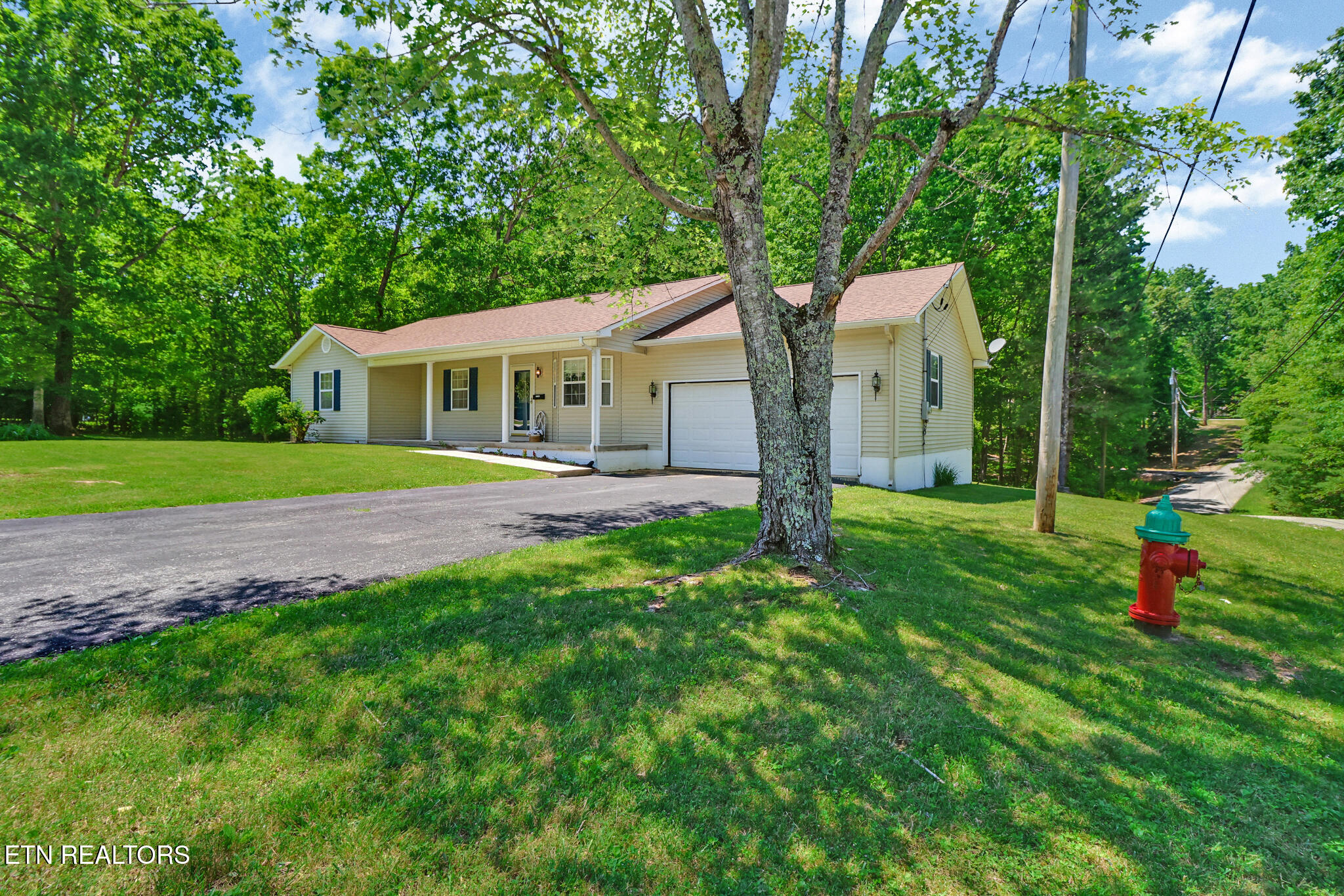 2162 Spruce Loop