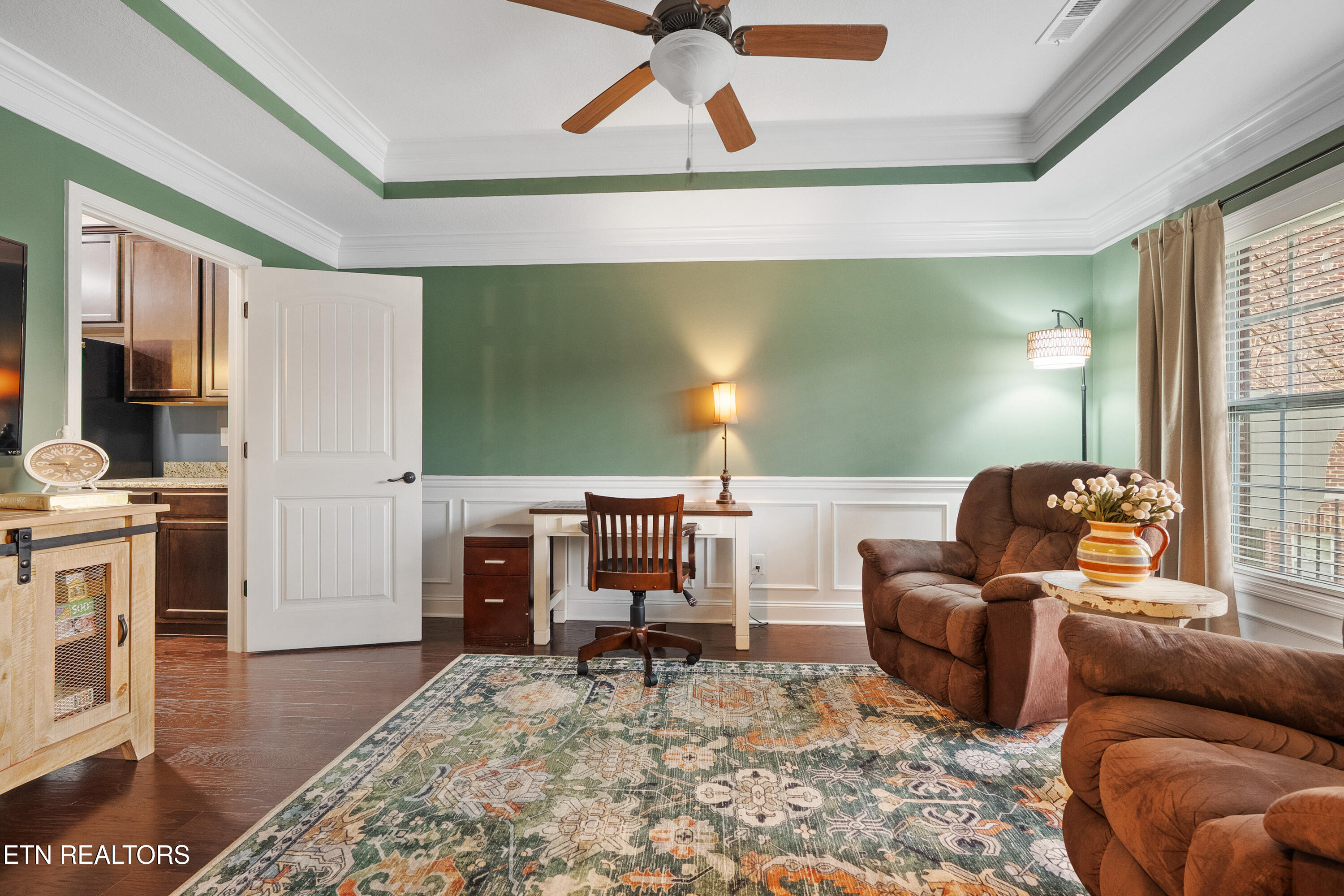 2909 Cambridge Shores Lane