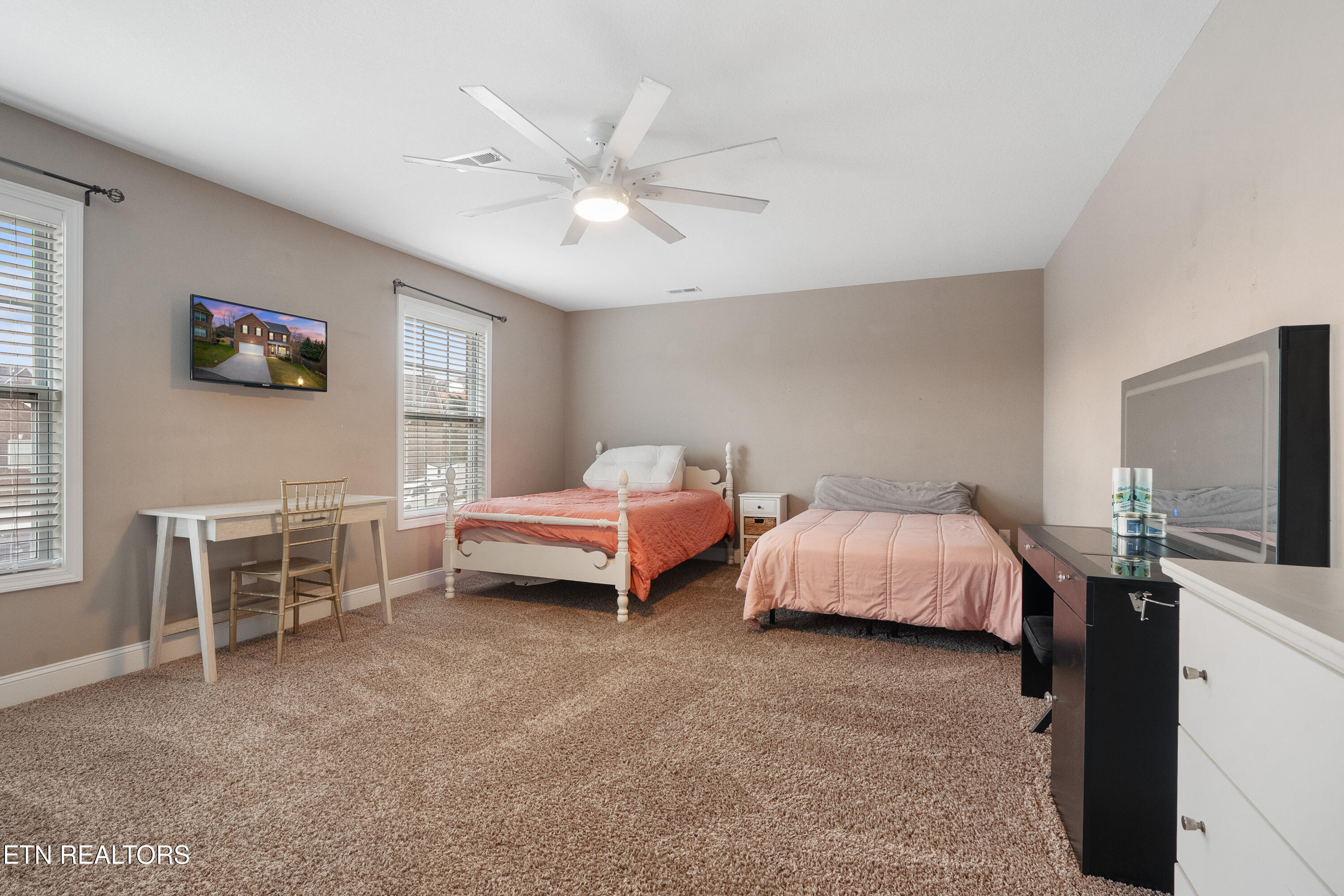 2909 Cambridge Shores Lane