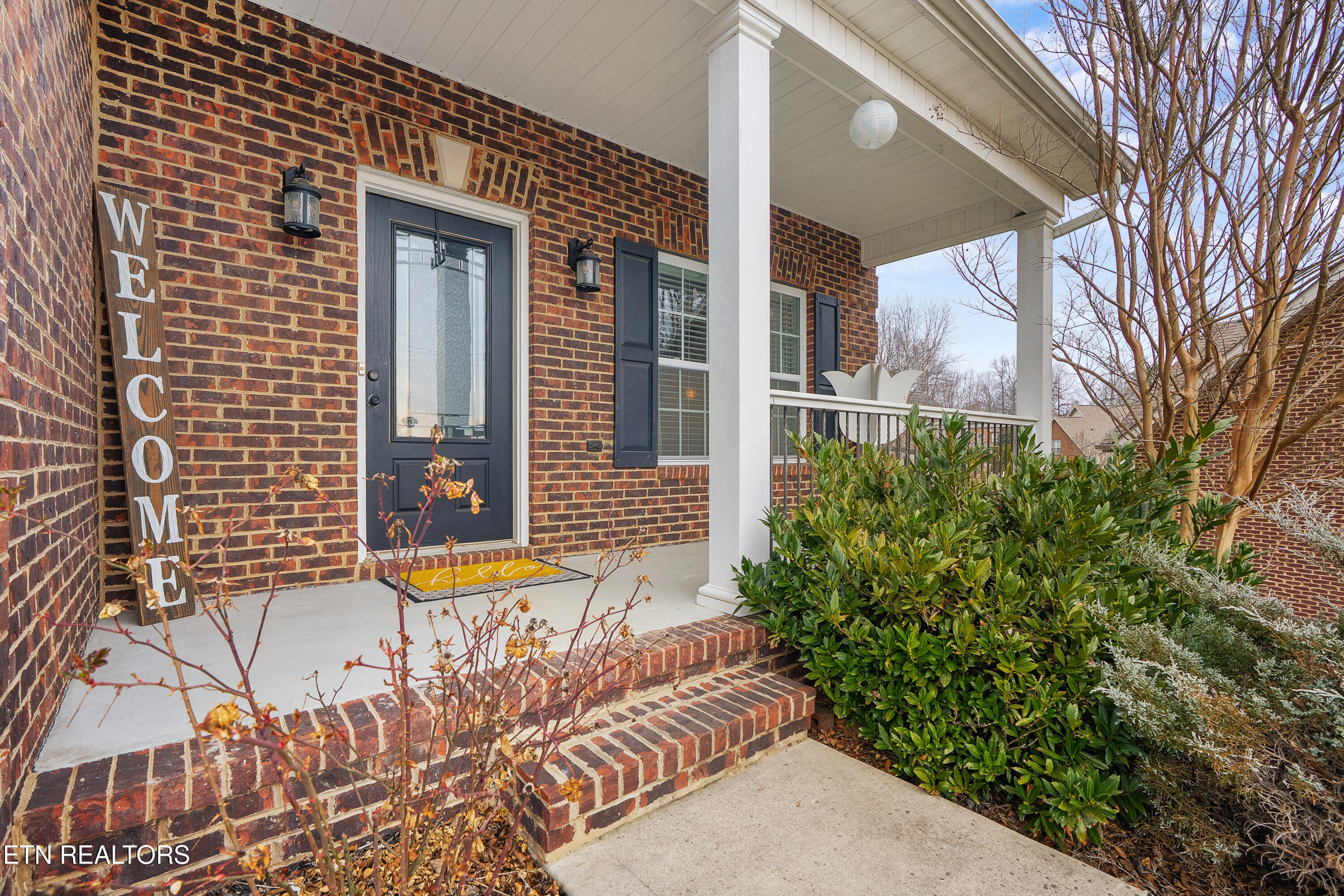 2909 Cambridge Shores Lane