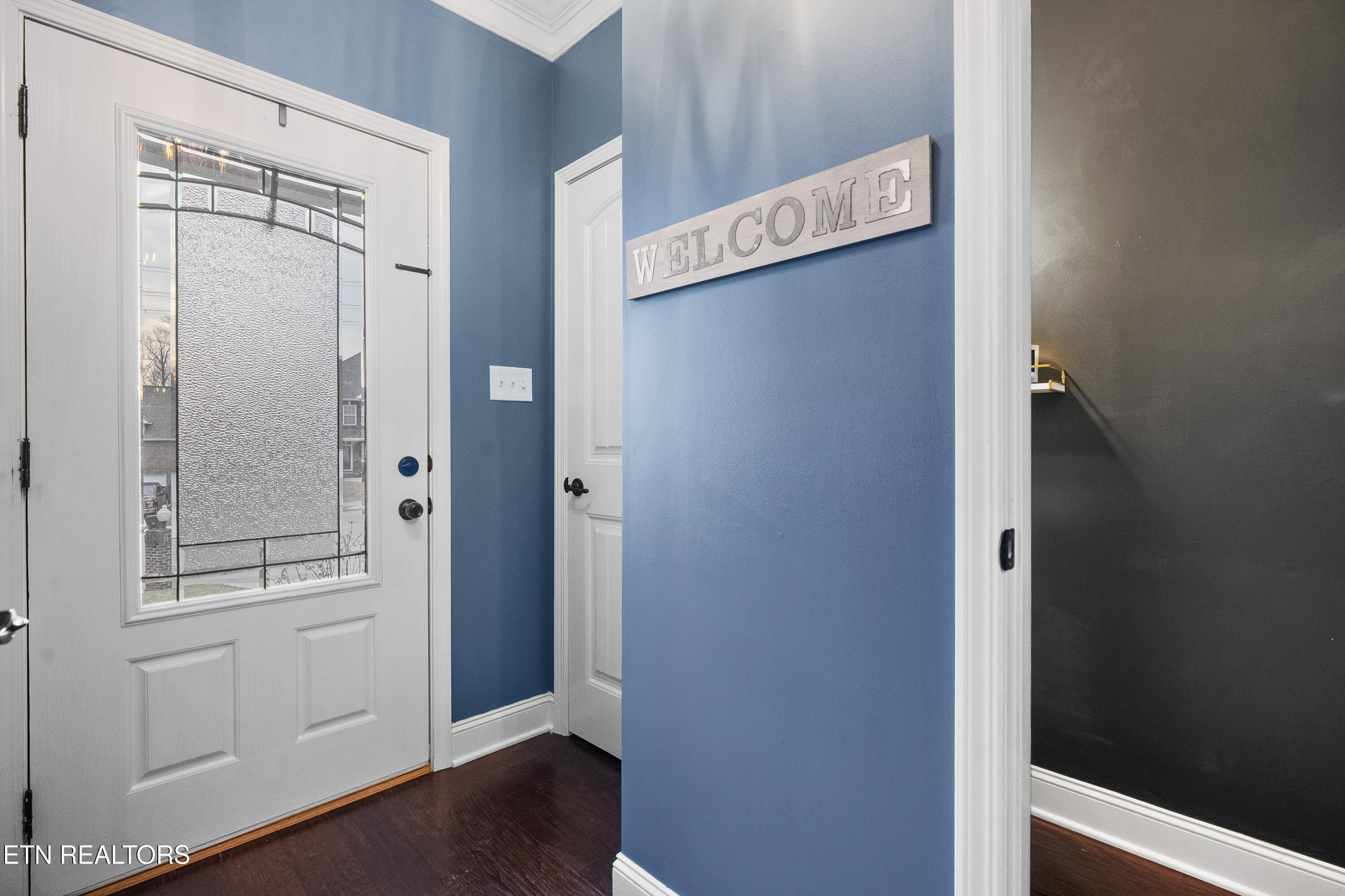 2909 Cambridge Shores Lane