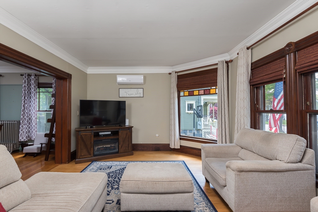 47 Franklin Ave