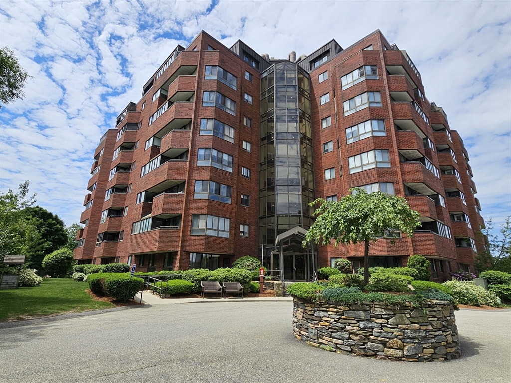 200 Burkhall Street # 310