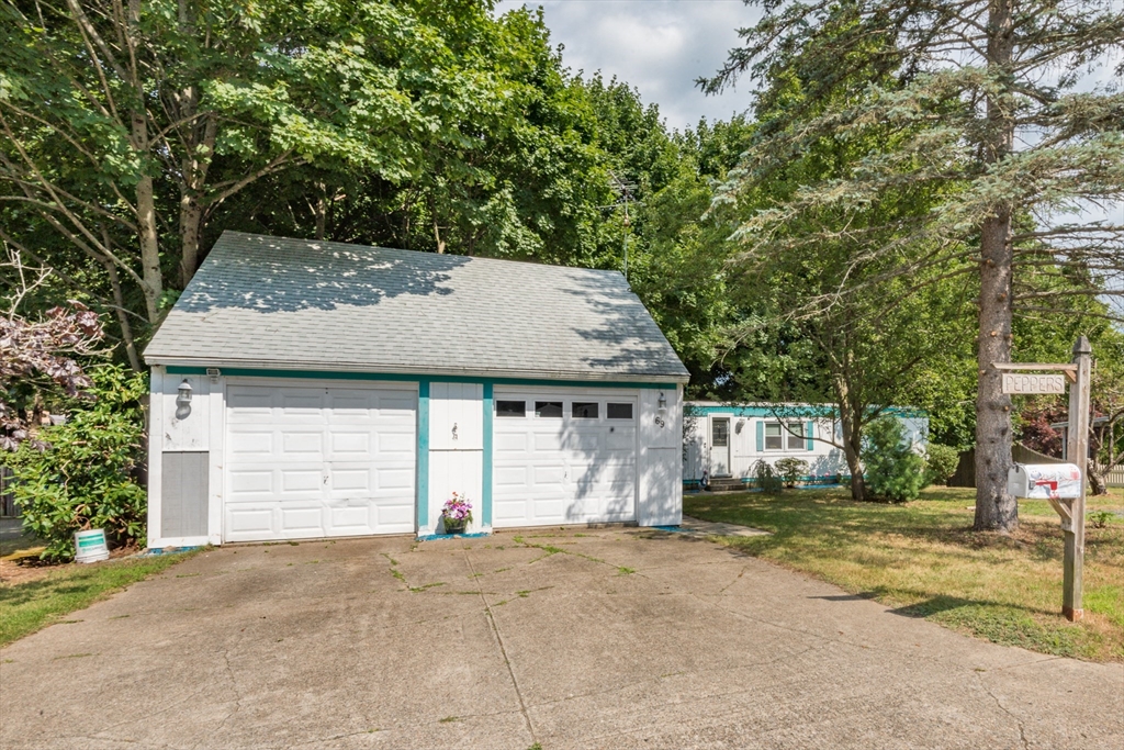 69 Pleasant Street