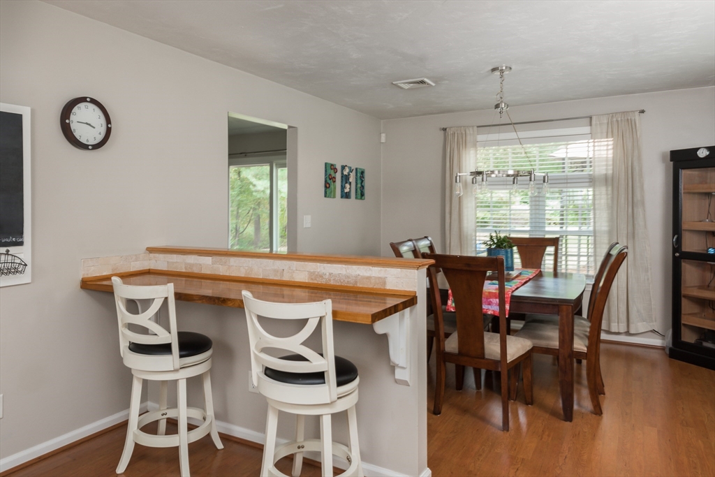17 Robin Ln # 17