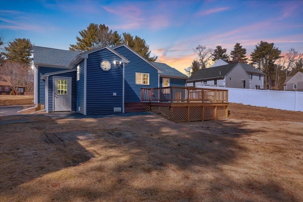 395 Hayward St