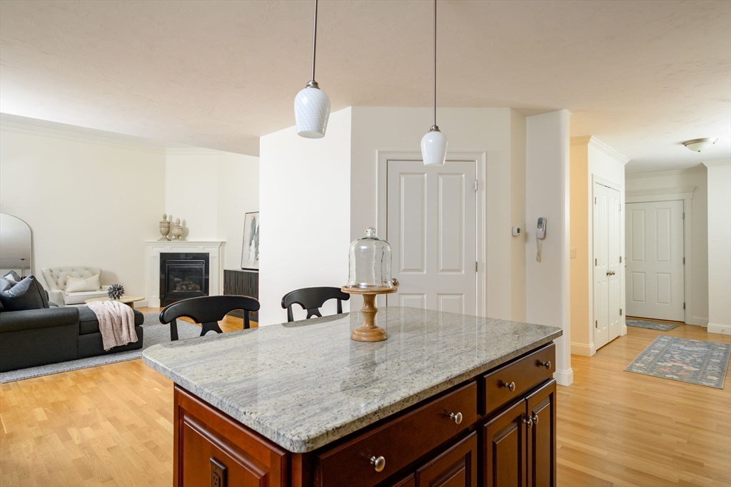 3 Crows Nest Ln # 3