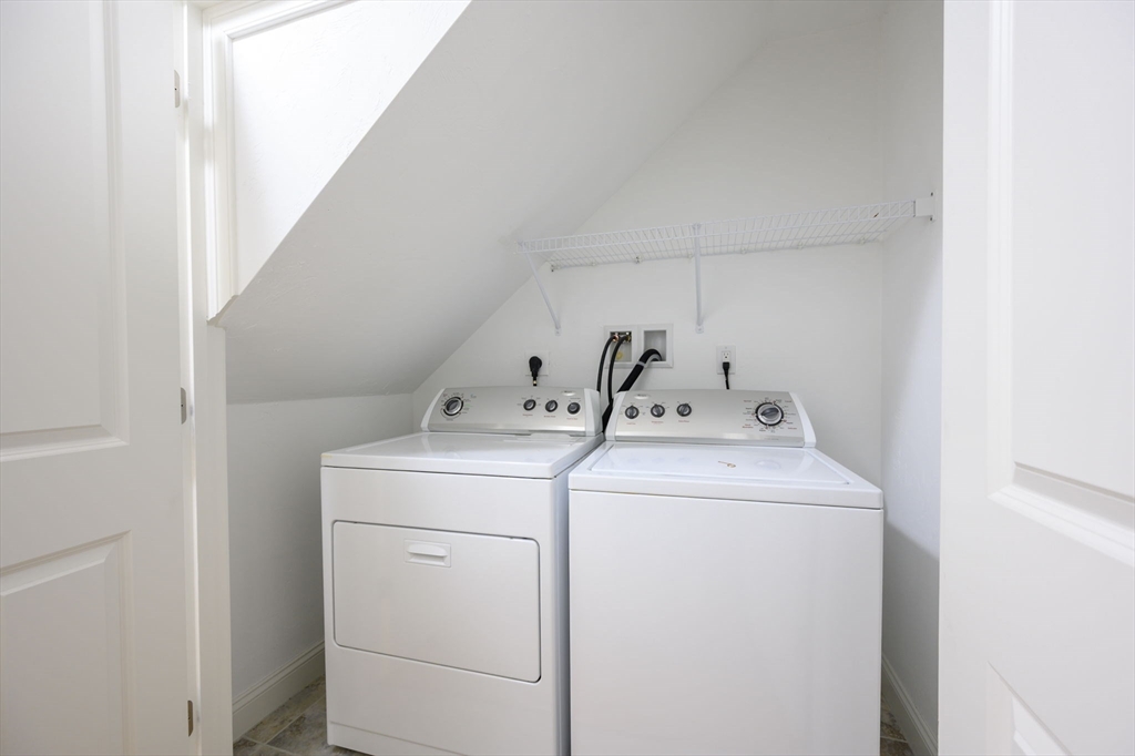 3 Crows Nest Ln # 3