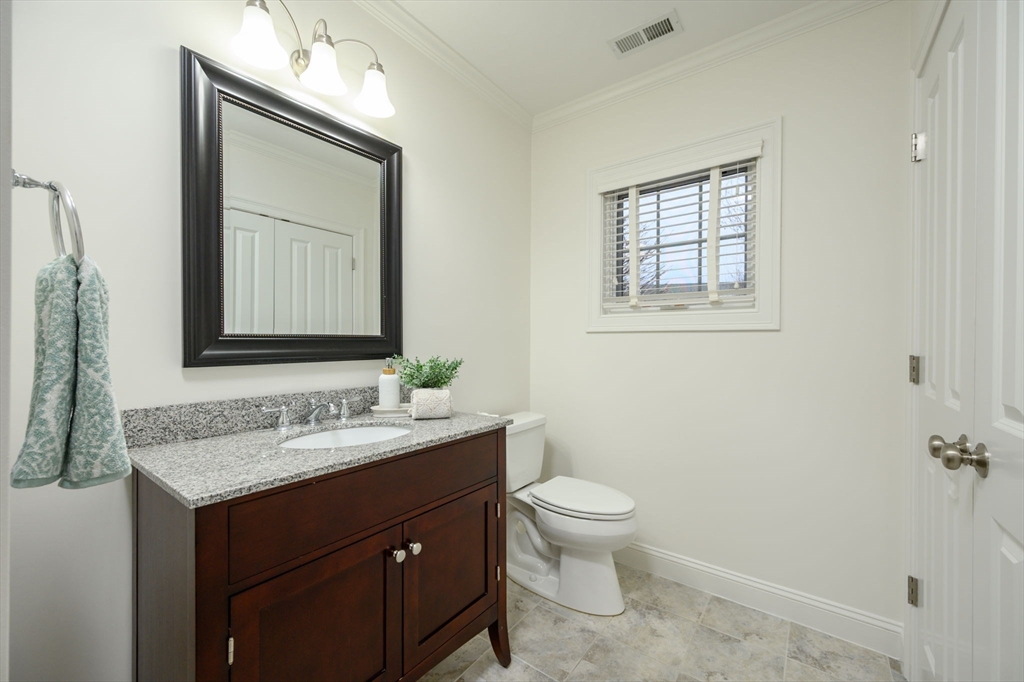 3 Crows Nest Ln # 3