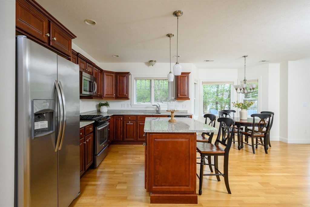 3 Crows Nest Ln # 3