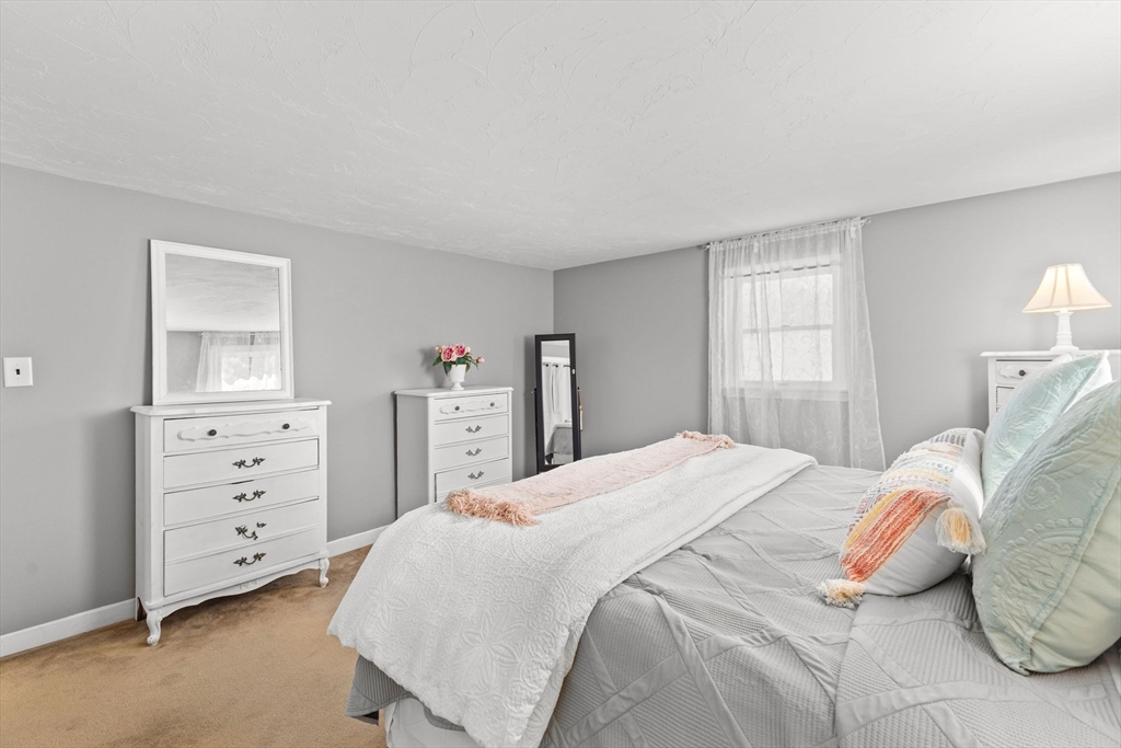 49 Nevens Cir