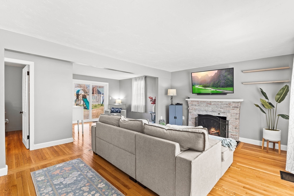 49 Nevens Cir