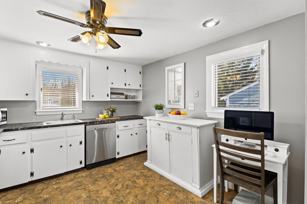 49 Nevens Cir