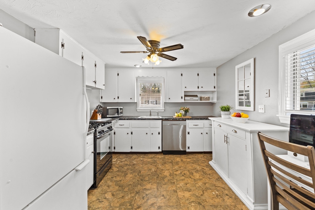 49 Nevens Cir