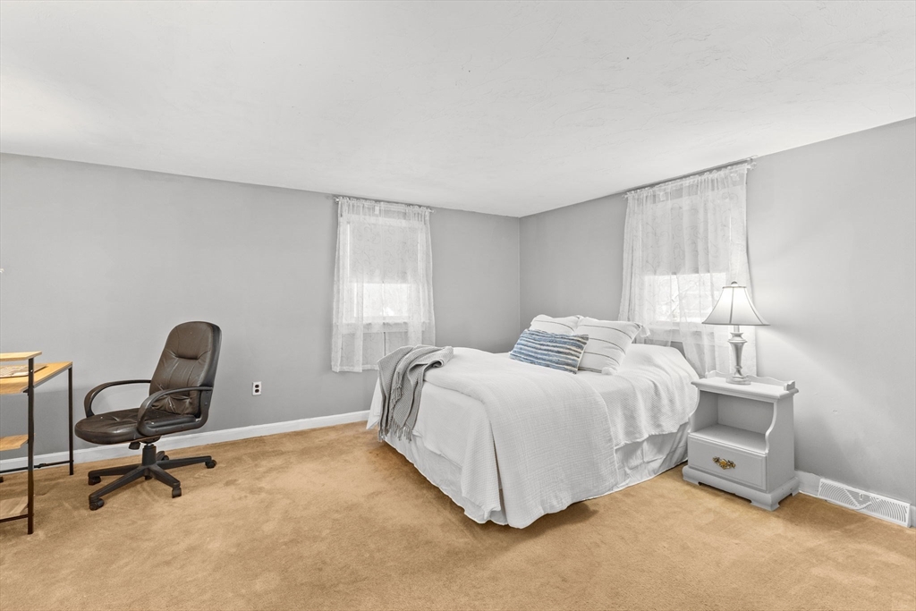 49 Nevens Cir