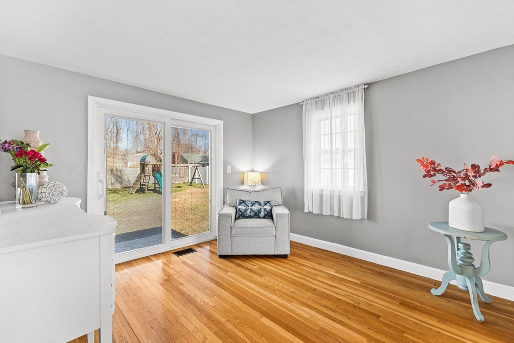 49 Nevens Cir