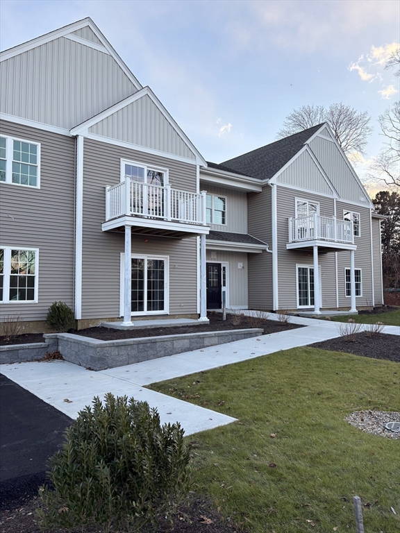 4 S Spooner St # 5