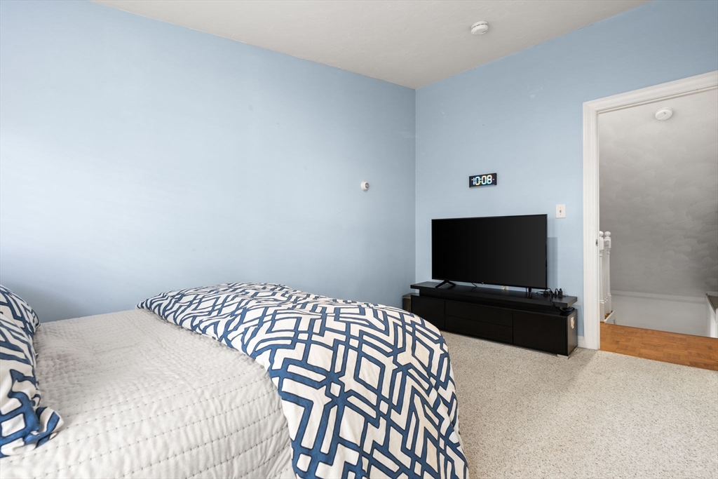 24 Union St # D