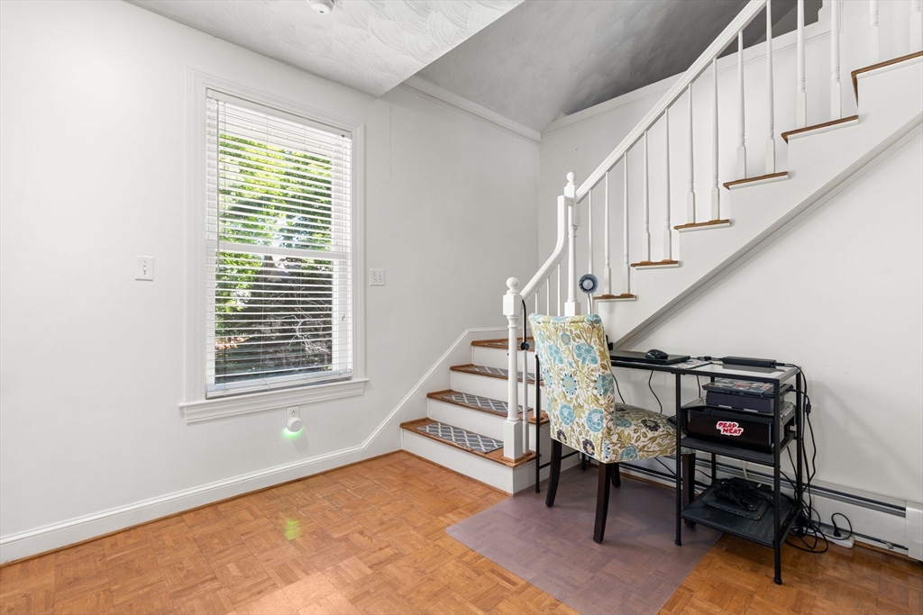24 Union St # D