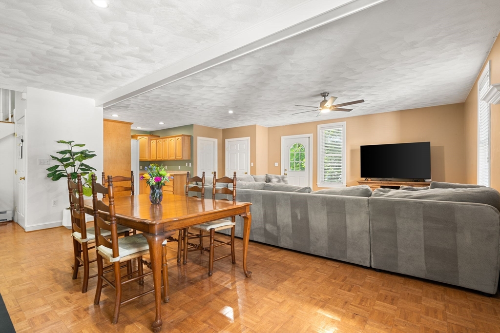 24 Union St # D