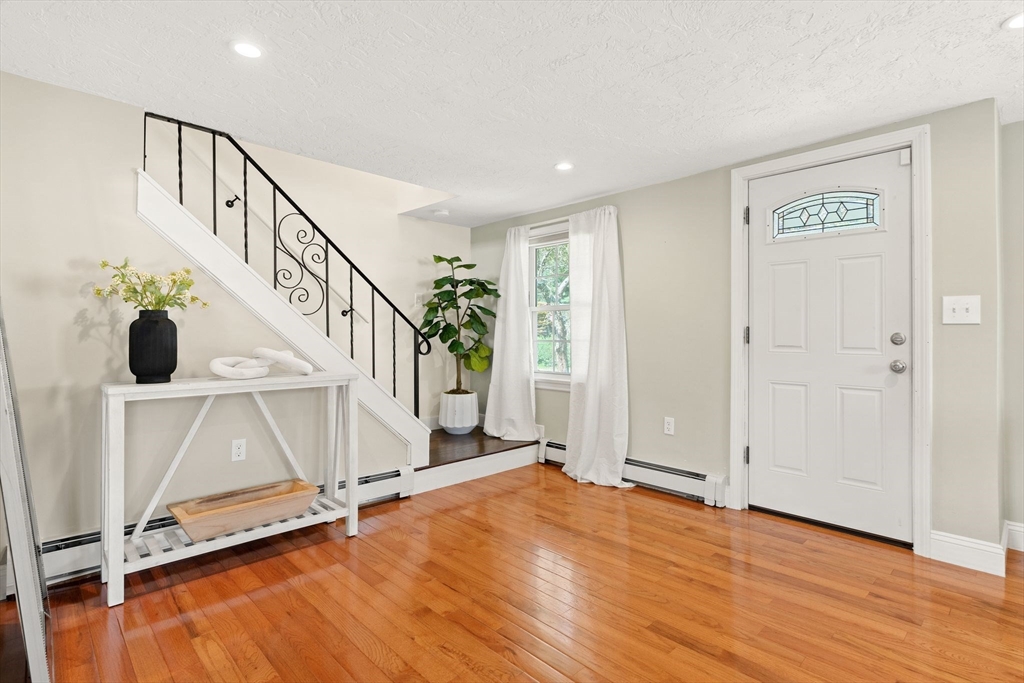 586 Salem Street