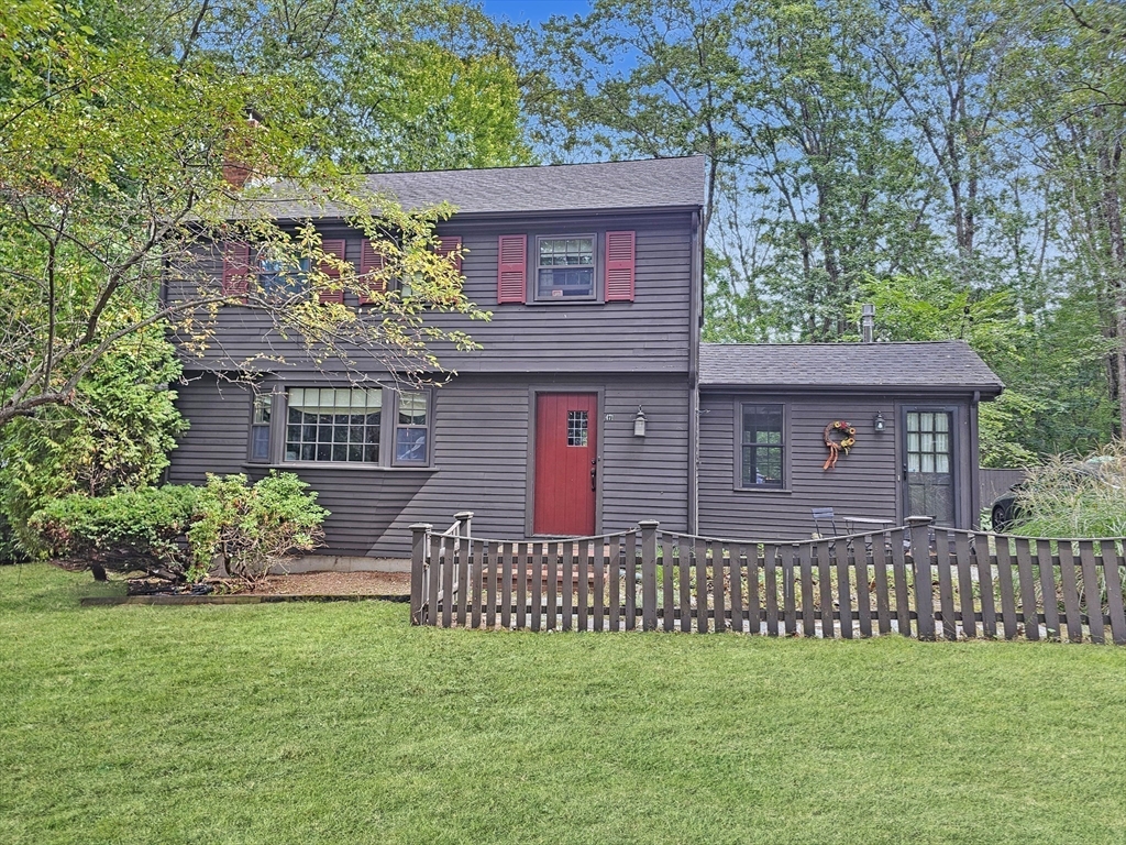 471 Pond Street
