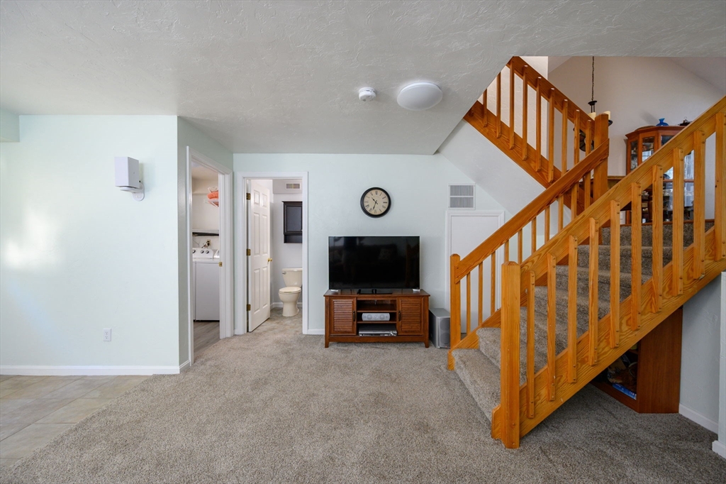 340 Centre Ave # 54